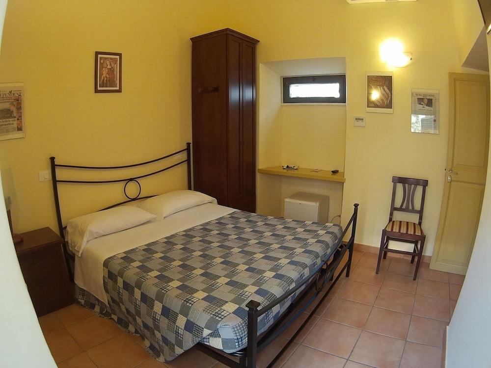 Camere Del Re Tarquinia Exterior foto