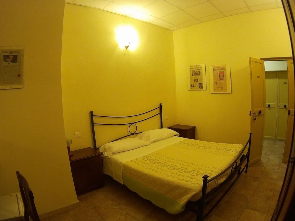 Camere Del Re Tarquinia Exterior foto